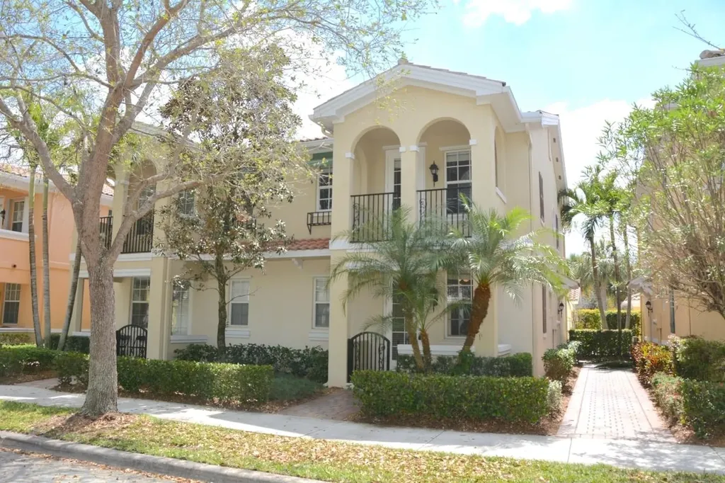 140 Soriano Drive Jupiter FL 33458