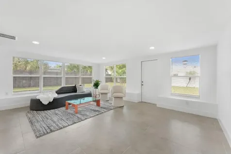 521 NE 32nd Street Boca Raton FL 33431