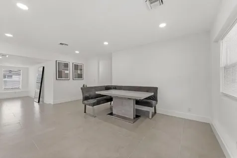 521 NE 32nd Street Boca Raton FL 33431