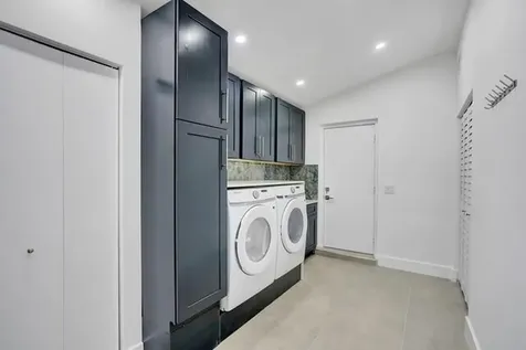 521 NE 32nd Street Boca Raton FL 33431