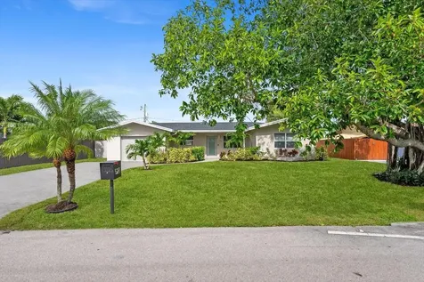 521 NE 32nd Street Boca Raton FL 33431