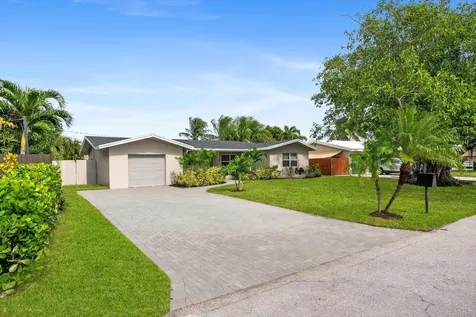 521 NE 32nd Street Boca Raton FL 33431