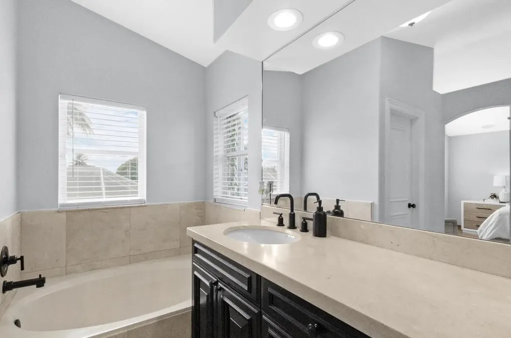6220 Barton Creek Circle Lake Worth FL 33463