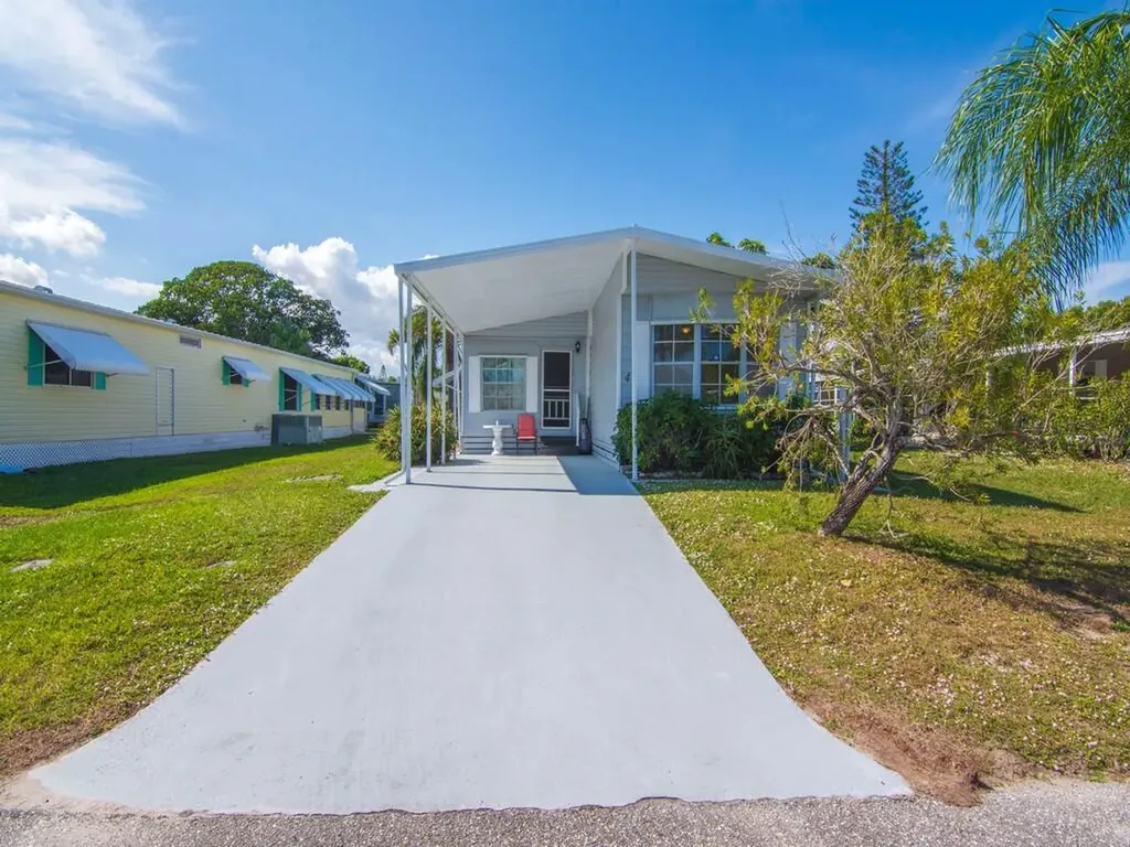 4 Oliva Road Port St Lucie FL 34952