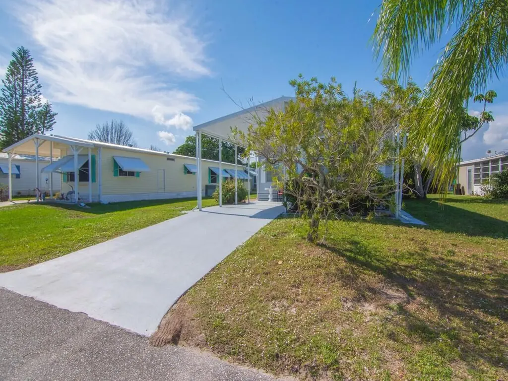 4 Oliva Road Port St Lucie FL 34952