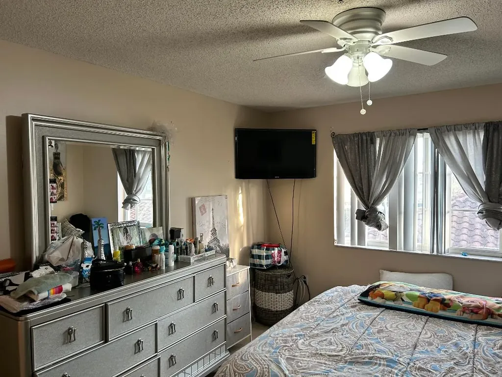 7880 Sonoma Springs Circle Lake Worth FL 33463