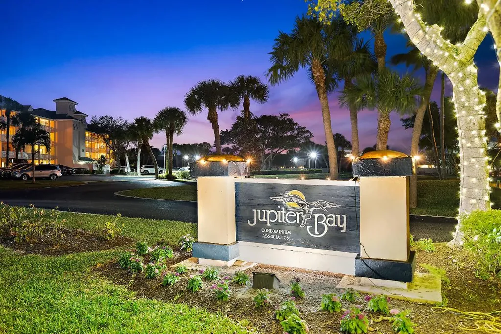 353 S Us Highway 1 Jupiter FL 33477
