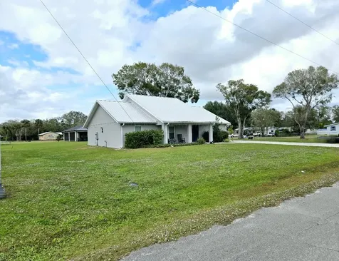 603 NW 11th Avenue Okeechobee FL 34972