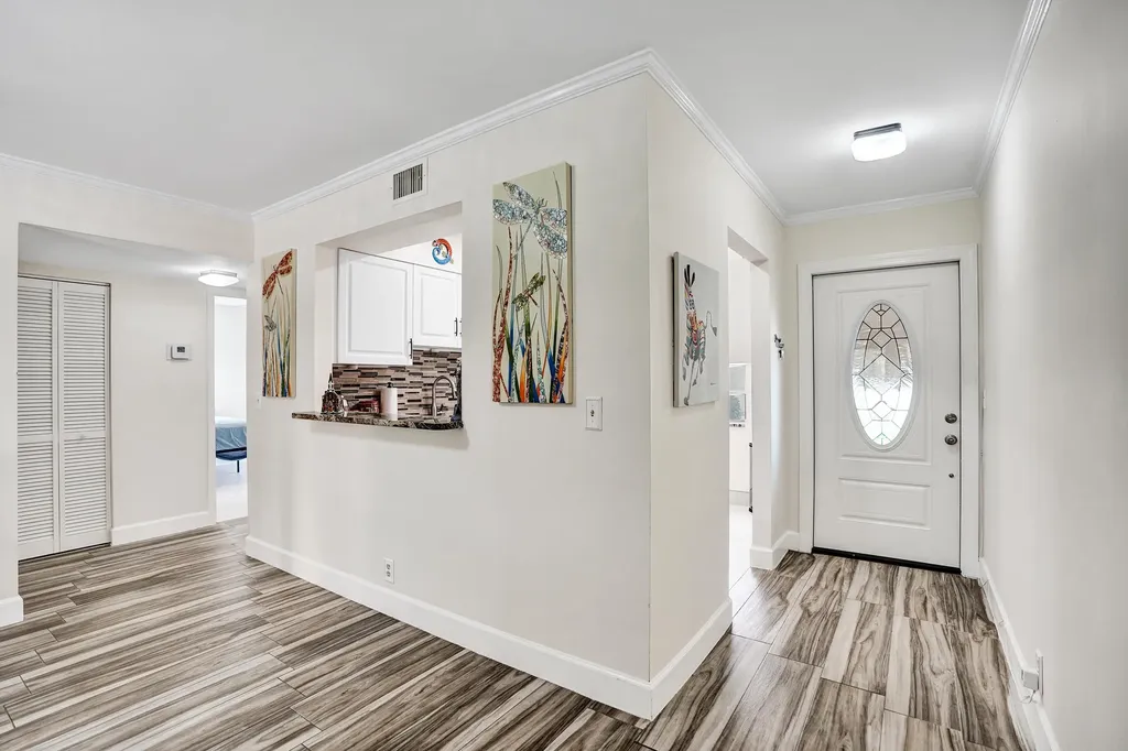140 Lake Meryl Drive West Palm Beach FL 33411