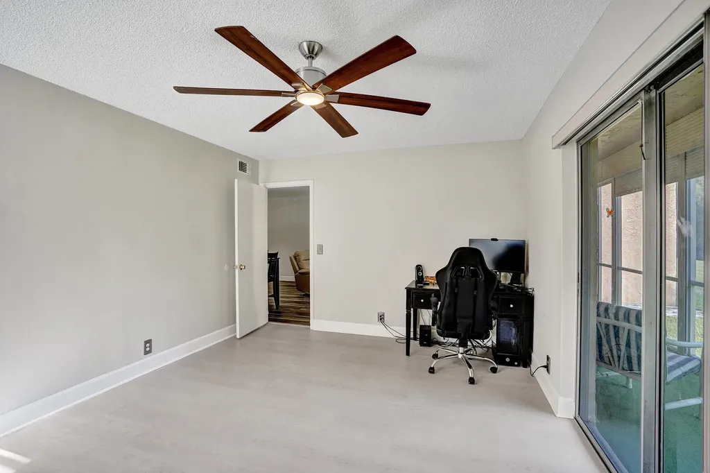 140 Lake Meryl Drive West Palm Beach FL 33411