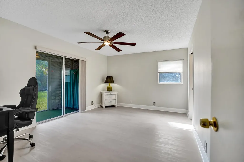 140 Lake Meryl Drive West Palm Beach FL 33411