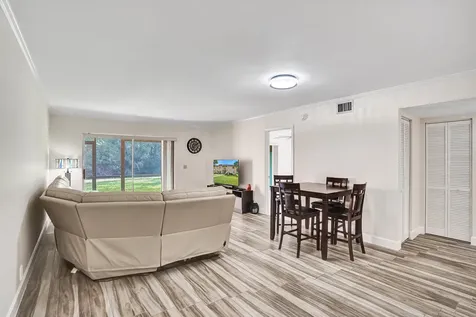 140 Lake Meryl Drive West Palm Beach FL 33411