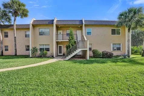 140 Lake Meryl Drive West Palm Beach FL 33411
