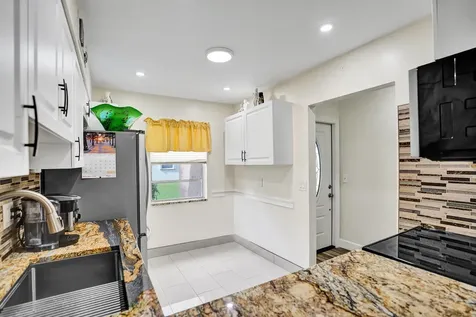 140 Lake Meryl Drive West Palm Beach FL 33411