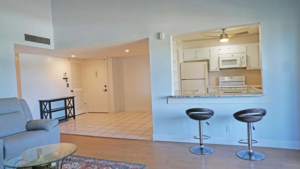 2601 Boundbrook Boulevard Palm Springs FL 33406