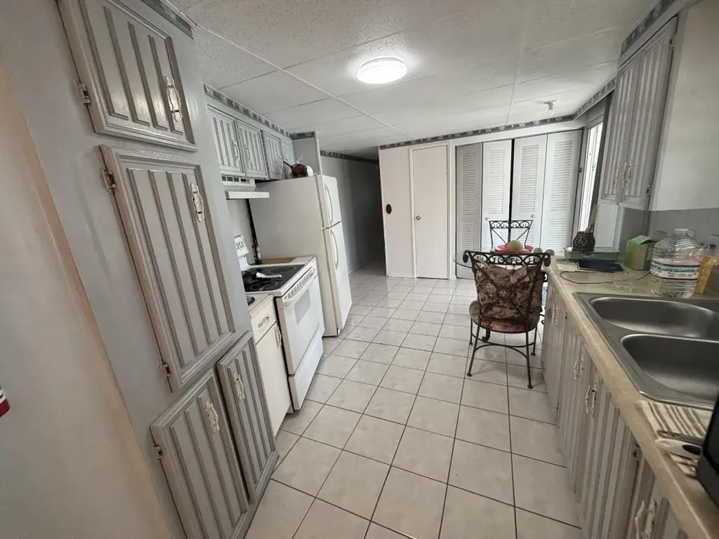113 NW 50th St, Lot 219 Deerfield Beach FL 33064