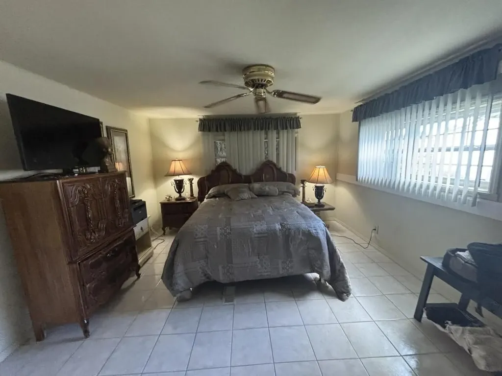113 NW 50th St, Lot 219 Deerfield Beach FL 33064