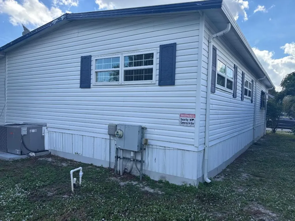 113 NW 50th St, Lot 219 Deerfield Beach FL 33064