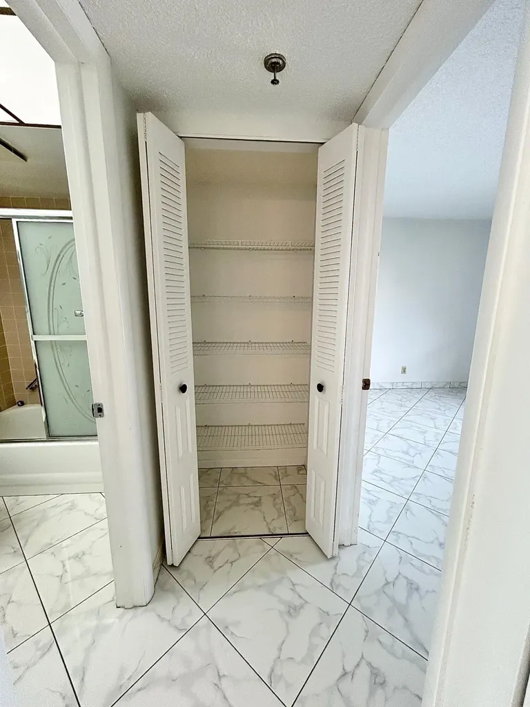 4700 Lucerne Lakes Boulevard W Lake Worth FL 33467