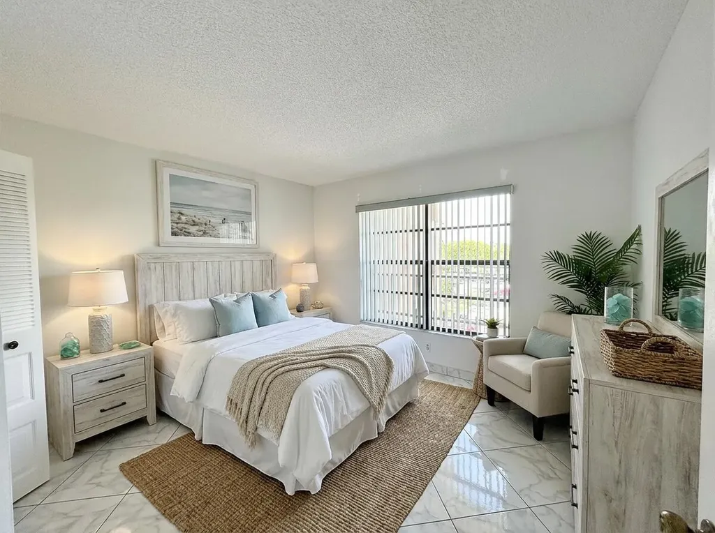 4700 Lucerne Lakes Boulevard W Lake Worth FL 33467