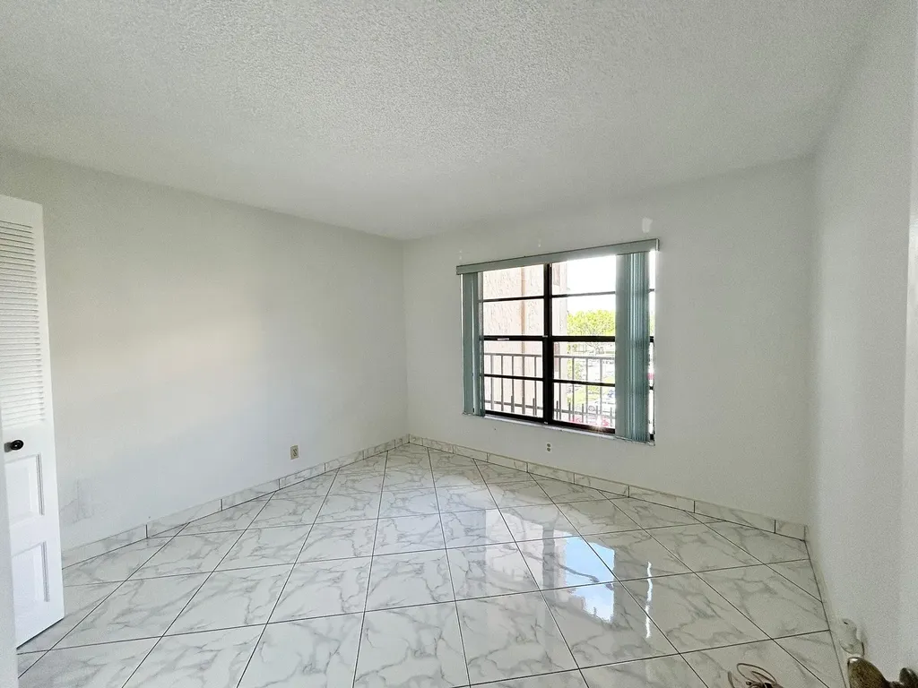 4700 Lucerne Lakes Boulevard W Lake Worth FL 33467