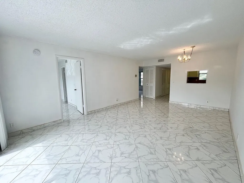 4700 Lucerne Lakes Boulevard W Lake Worth FL 33467