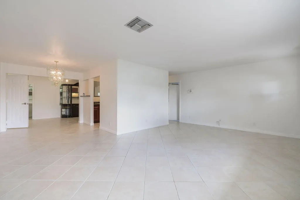 1141 NW 90th Way Plantation FL 33322