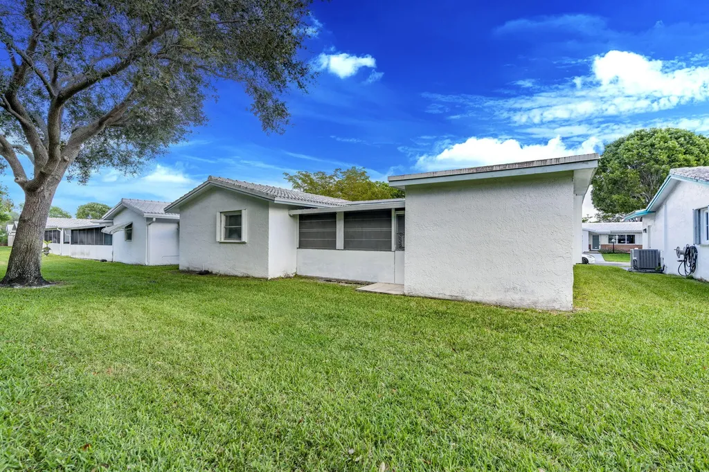 1141 NW 90th Way Plantation FL 33322
