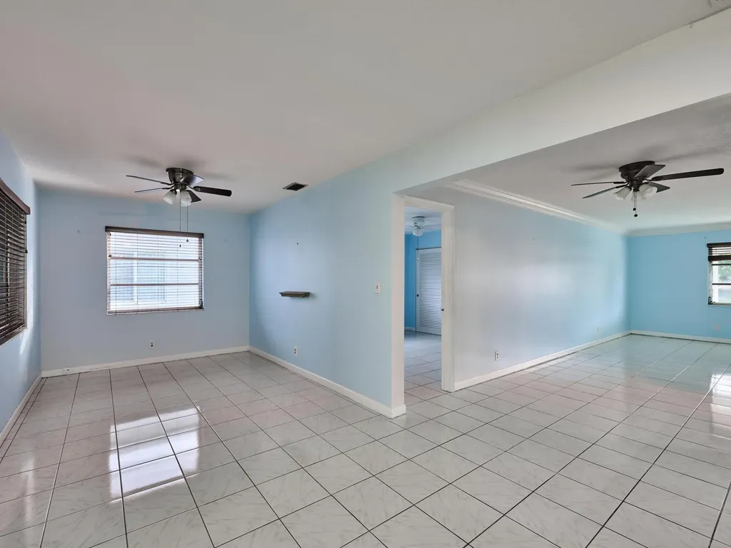 1710 SW 22nd Street Boynton Beach FL 33426
