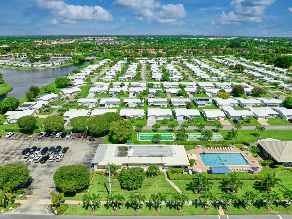 1710 SW 22nd Street Boynton Beach FL 33426