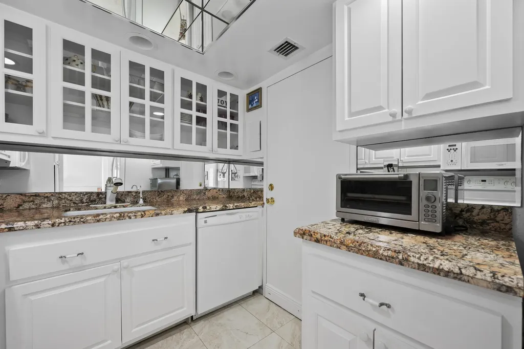 2600 N Flagler Drive West Palm Beach FL 33407