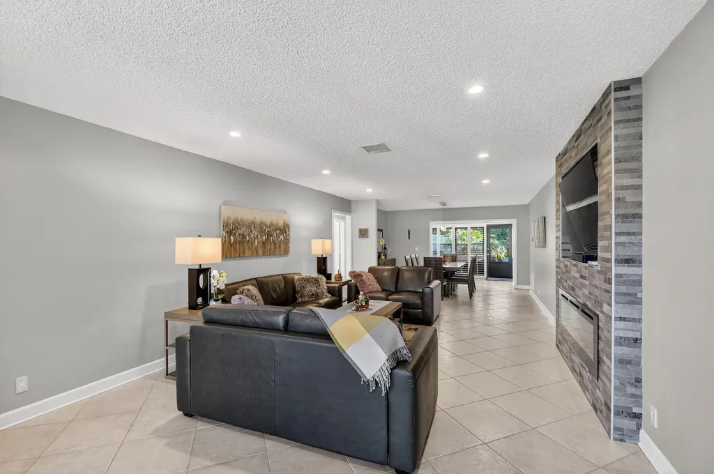 4723 Storkwood Lane Boynton Beach FL 33436