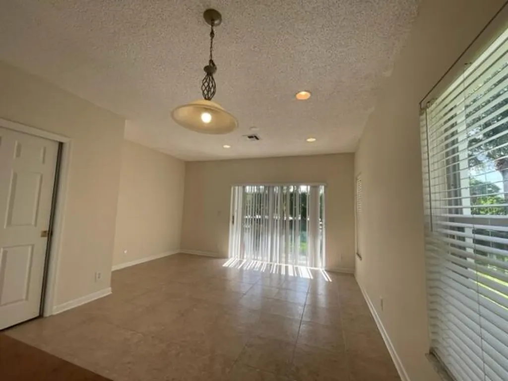 5219 Palmbrooke Circle West Palm Beach FL 33417