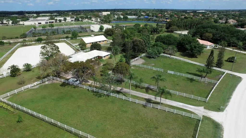 2792 Appaloosa Trail Wellington FL 33414