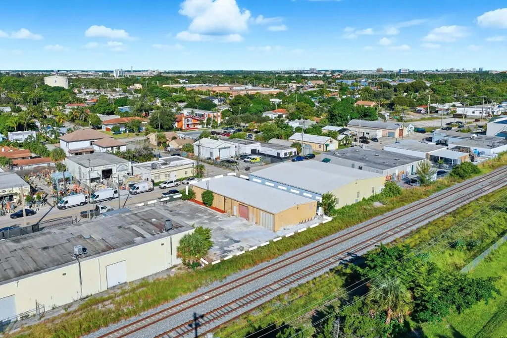 4504 Georgia Avenue West Palm Beach FL 33405