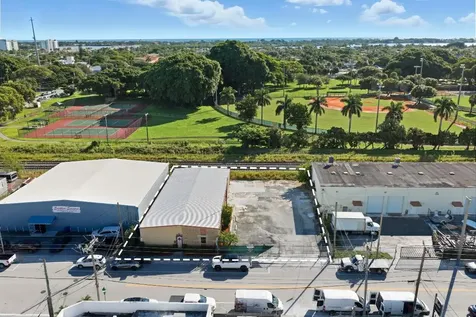4504 Georgia Avenue West Palm Beach FL 33405
