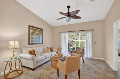 8536 Logia Circle Boynton Beach FL 33472