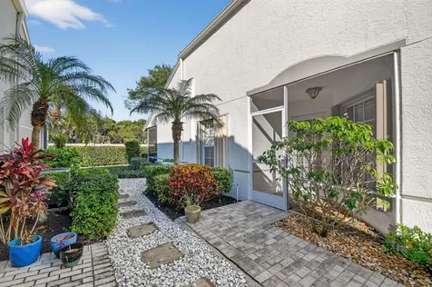 8536 Logia Circle Boynton Beach FL 33472