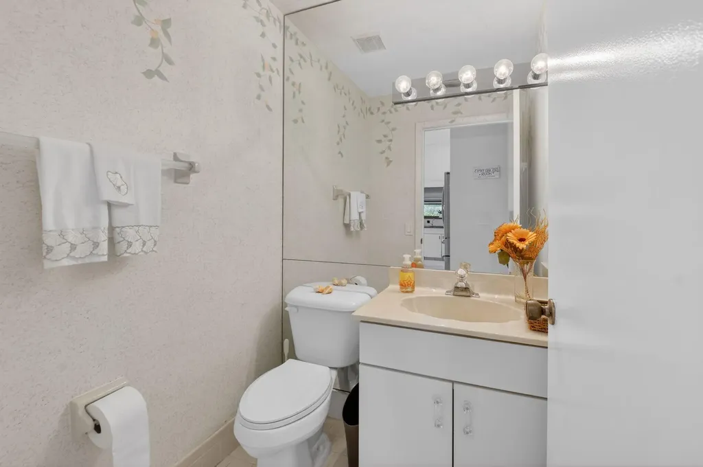 2905 Riviera Drive Delray Beach FL 33445