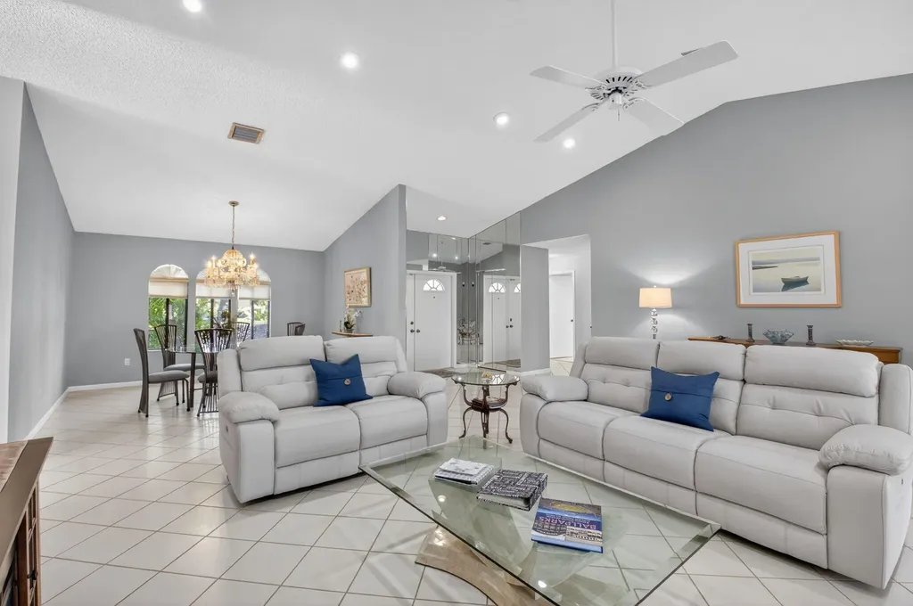 2905 Riviera Drive Delray Beach FL 33445