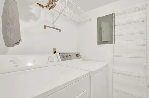 142 Lake Pine Circle Greenacres FL 33463