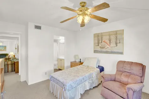 142 Lake Pine Circle Greenacres FL 33463