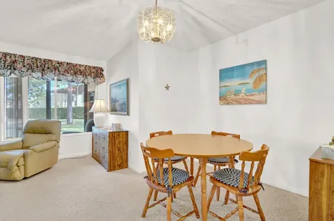 142 Lake Pine Circle Greenacres FL 33463