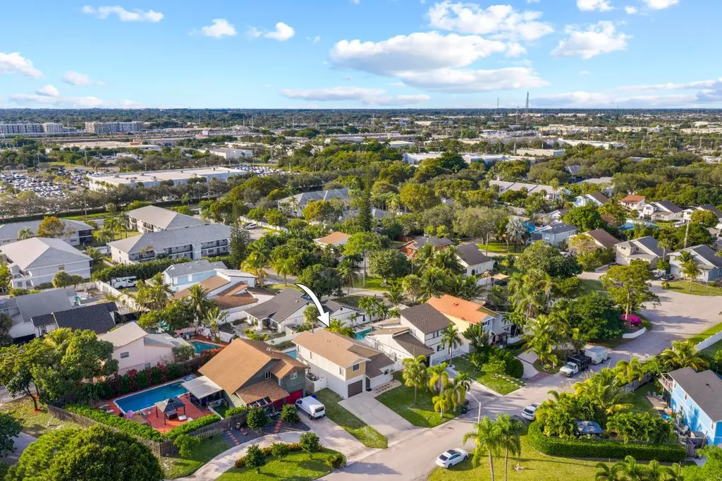 15881 SW 8th Avenue Delray Beach FL 33444