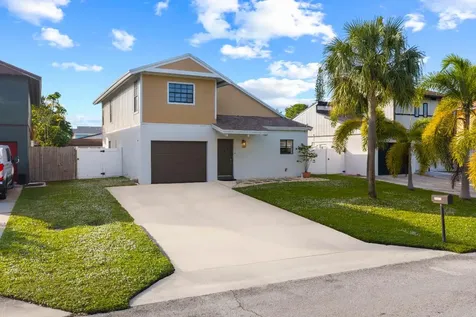 15881 SW 8th Avenue Delray Beach FL 33444