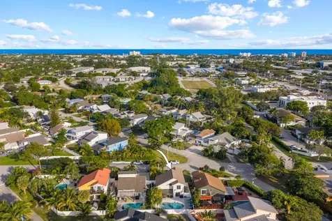 15881 SW 8th Avenue Delray Beach FL 33444