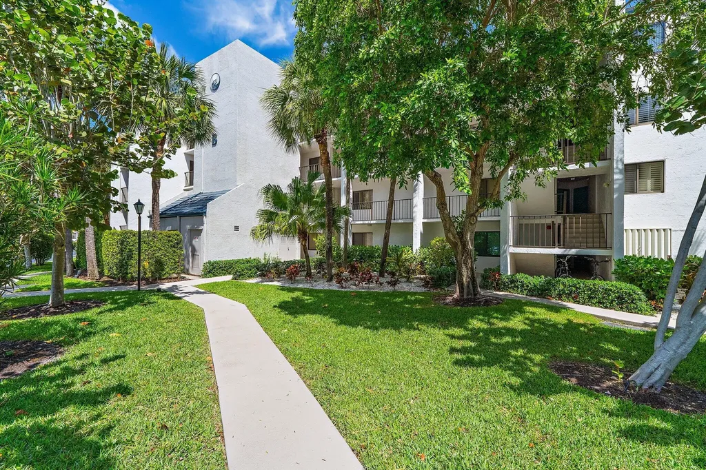 1605 S Us Highway 1 Jupiter FL 33477
