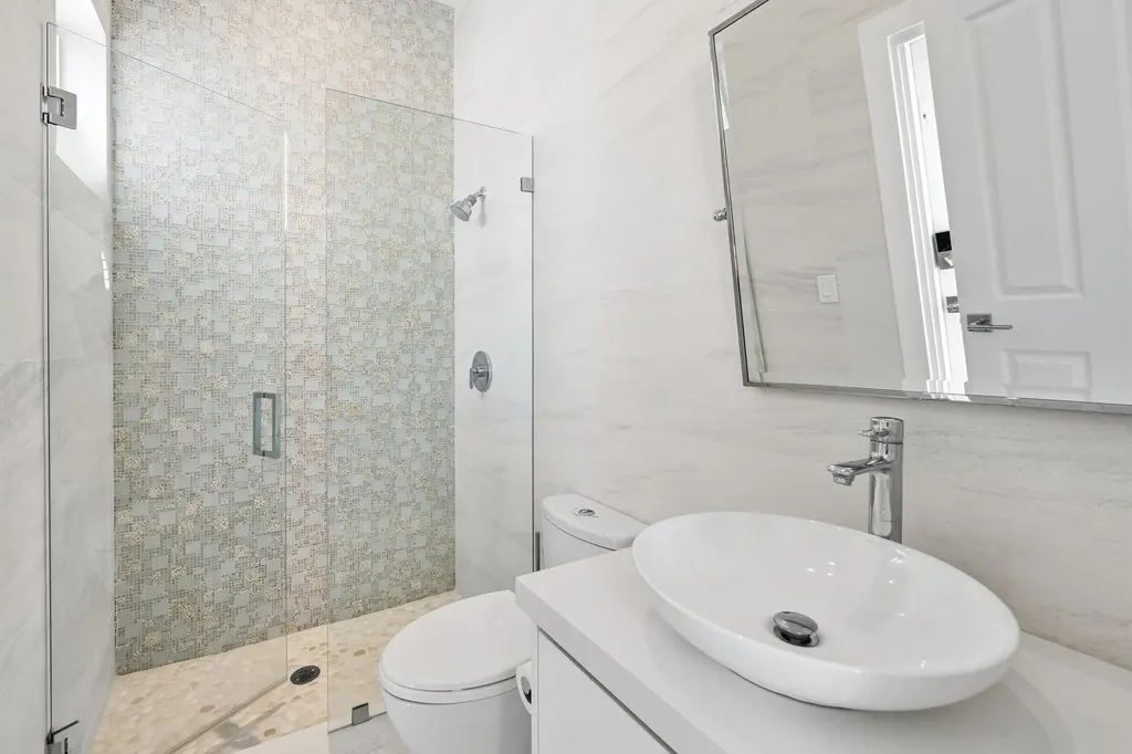 16430 NE 30th Avenue North Miami Beach FL 33160