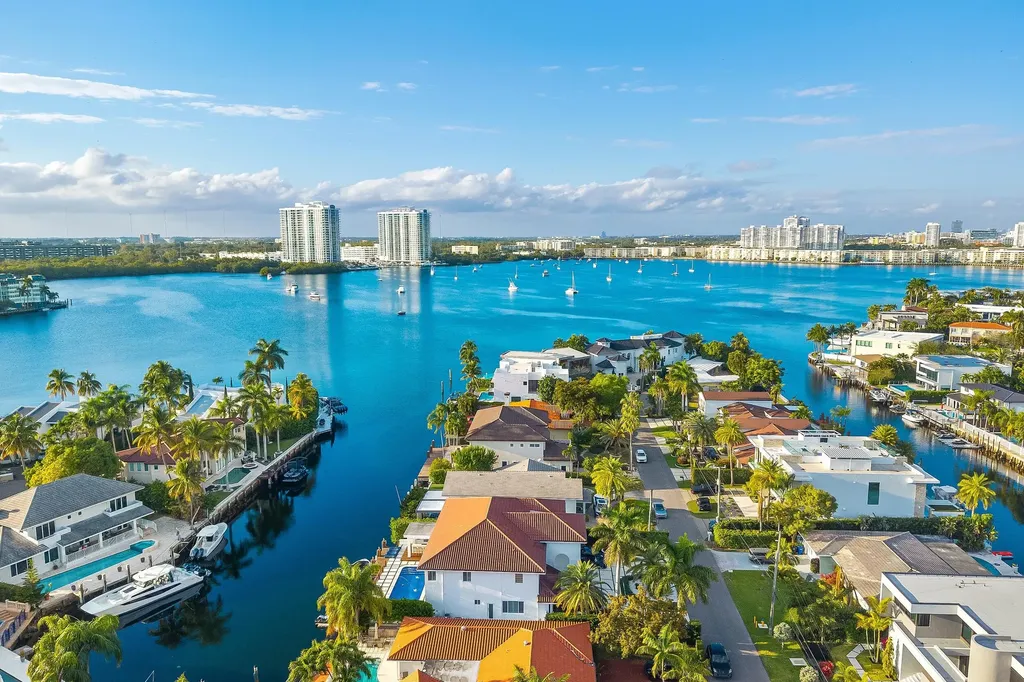 16430 NE 30th Avenue North Miami Beach FL 33160