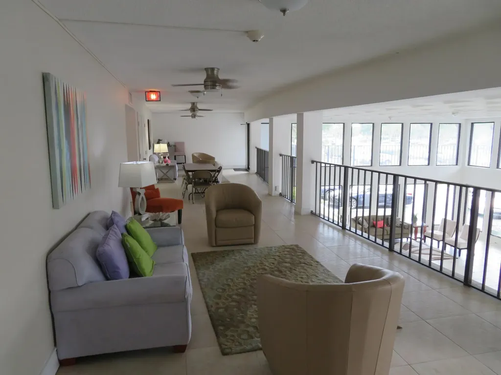 9233 SW 8th Street Boca Raton FL 33428